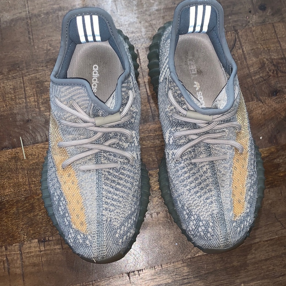 Authentic Yeezy 350 V2 Israfil